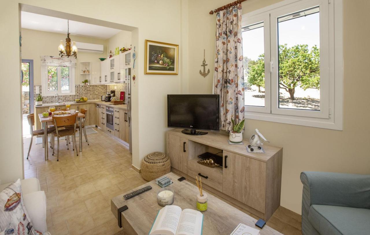 Ruby'S Summer House With Spacious Garden And Free Parking Gavrio Dış mekan fotoğraf