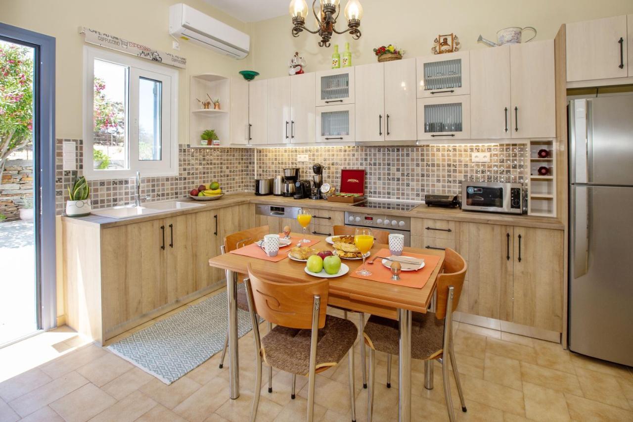 Ruby'S Summer House With Spacious Garden And Free Parking Gavrio Dış mekan fotoğraf